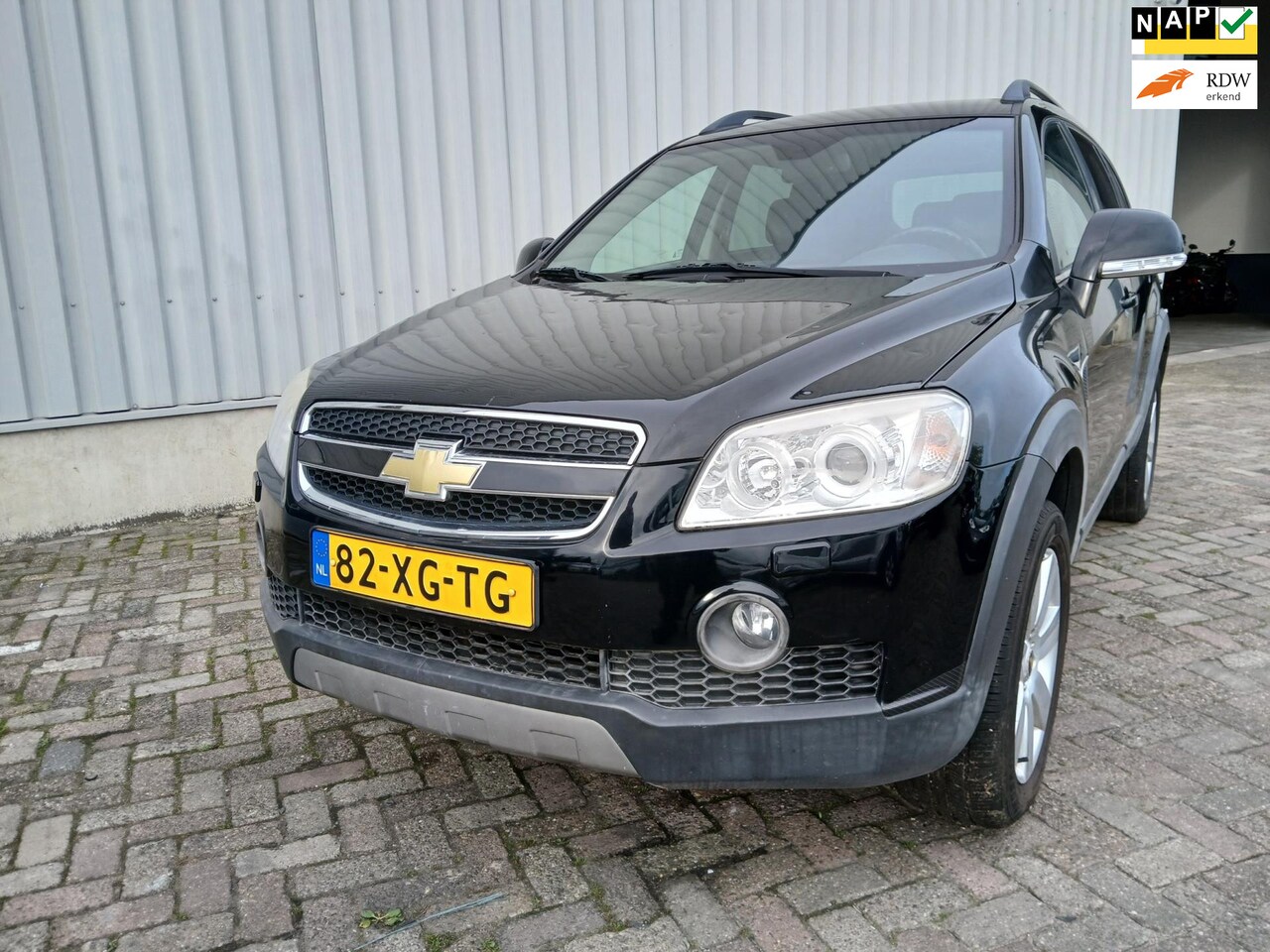 Chevrolet Captiva - 3.2i Executive - Airco - Leer - Export - Motor defect - AutoWereld.nl