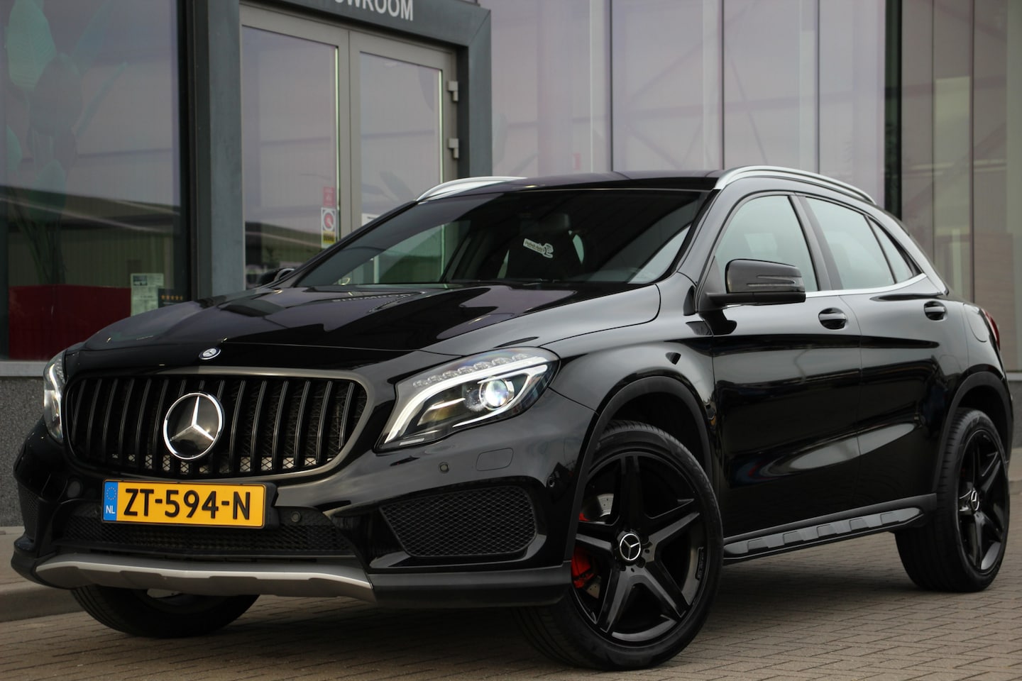 Mercedes-Benz GLA-Klasse - 200 Prestige AMG | 19'' - AutoWereld.nl