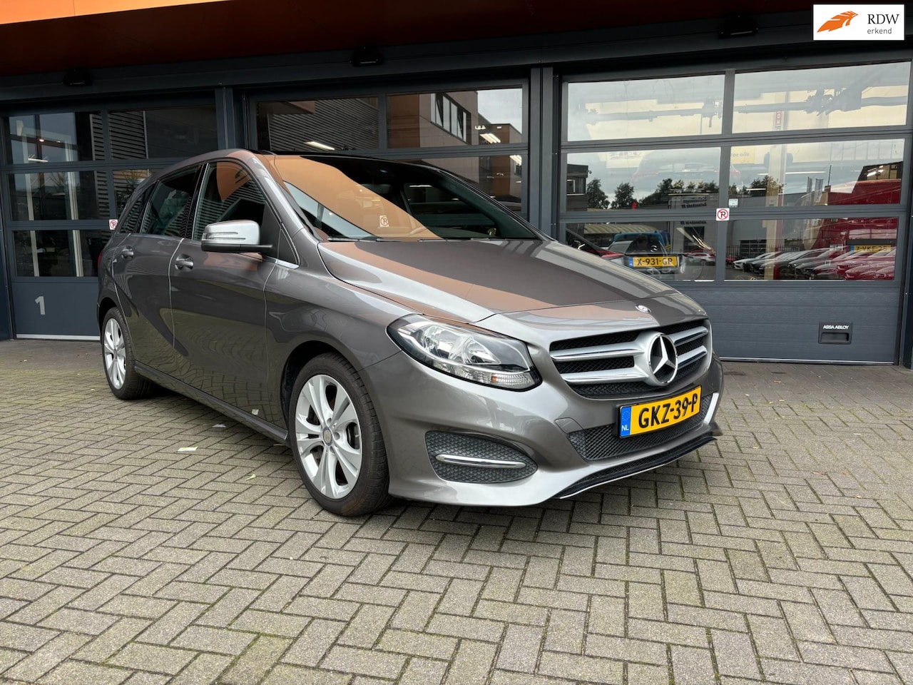 Mercedes-Benz B-klasse - 180 Ambition 180 Ambition - AutoWereld.nl