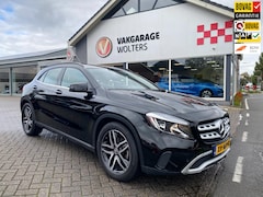 Mercedes-Benz GLA-Klasse - 180 Business Solution AMG Upgrade Edition