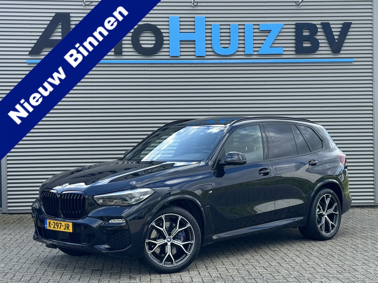 BMW X5 - xDrive45e High Executive M Sport 21 Inch Luchtvering ACC Panoramadak Trekhaak Stoelverwarm - AutoWereld.nl