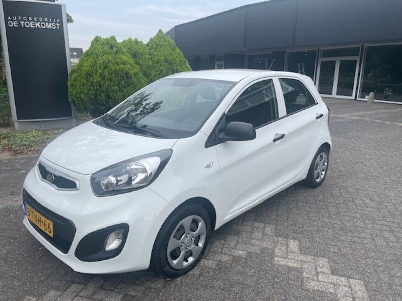 Kia Picanto - 1.0 CVVT ECONOMYLINE / Usb / Aux / 5 Deurs / Start Stop - AutoWereld.nl