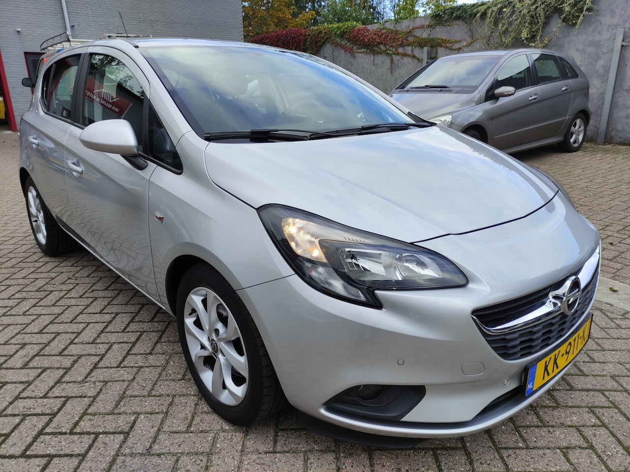 Opel Corsa-e - 1.0 Turbo 90pk Edition, Android auto/Apple Carplay, Trekhaak - AutoWereld.nl