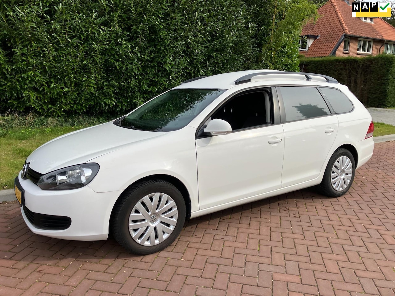 Volkswagen Golf Variant - 1.6 TDI Trendline BlueMotion hele mooie auto grijs kenteken perfect - AutoWereld.nl