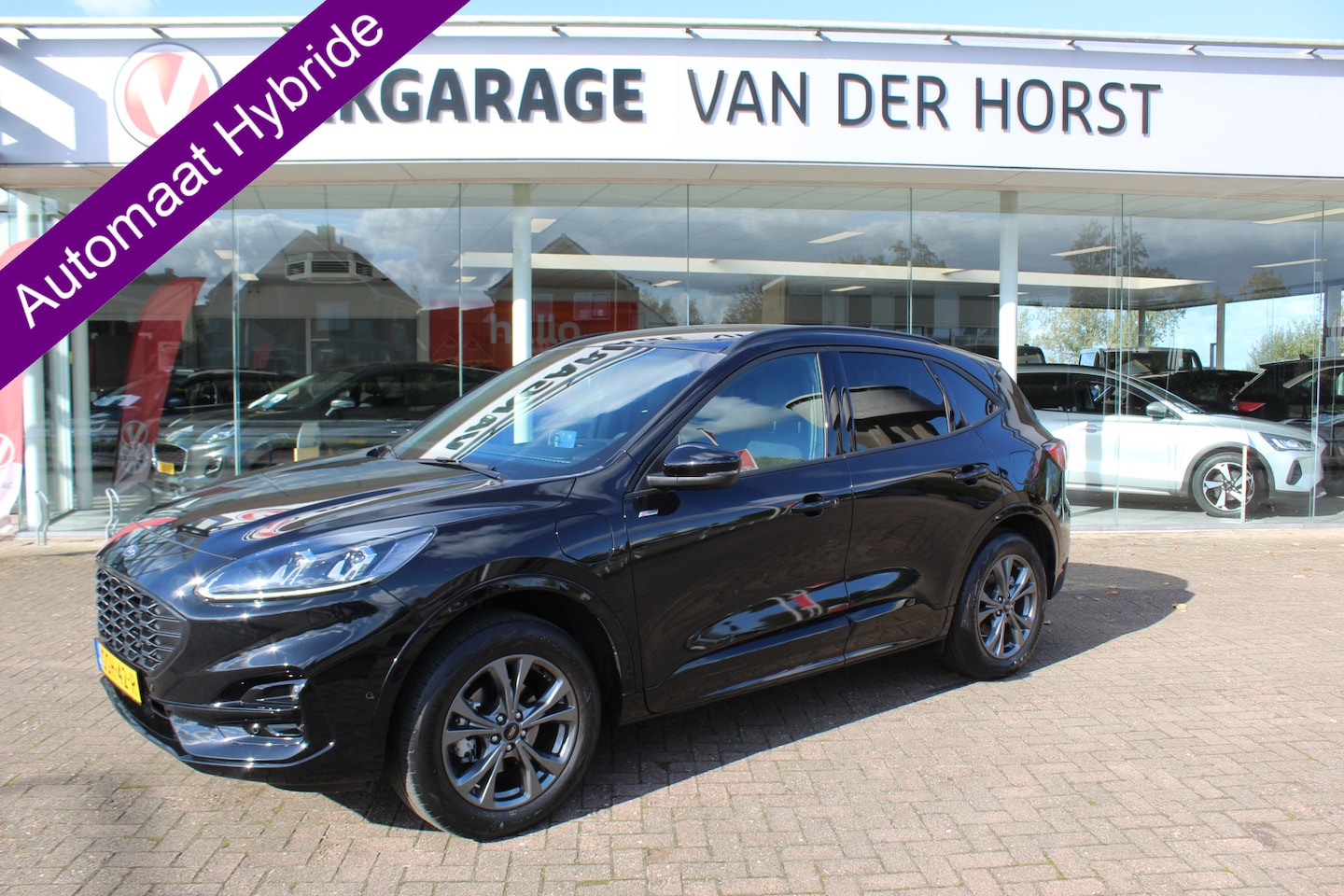 Ford Kuga - 2.5-225 pk Hybrid PHEV ST-Line X. Trekgewicht 1.500kg ! Slechts 11.000km ! Volautm. airco - AutoWereld.nl