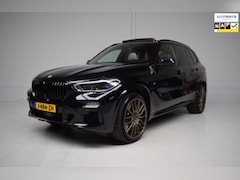 BMW X5 - M50i 530PK AUT8 M-SPORT PANORAMADAK / 360 CAMERA / BREYTON 22INCH / SPORTUITLAAT / EVENTUR