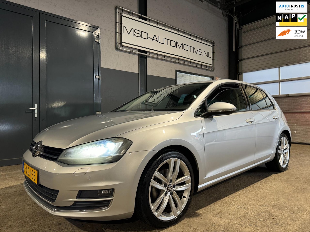 Volkswagen Golf - 1.4 TSI ACT Highline 150PK LED Xenon 1e Eigenaar Onderhouden NAP - AutoWereld.nl