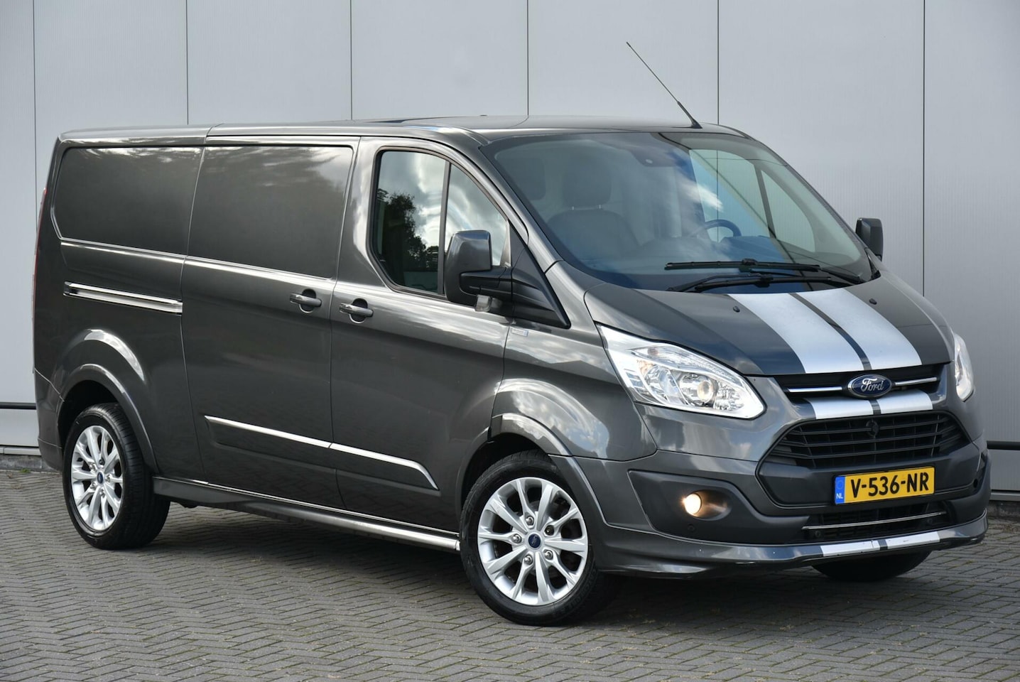 Ford Transit Custom - 2.0 TDCI L2H1 Limited Sport Navi Camera - AutoWereld.nl