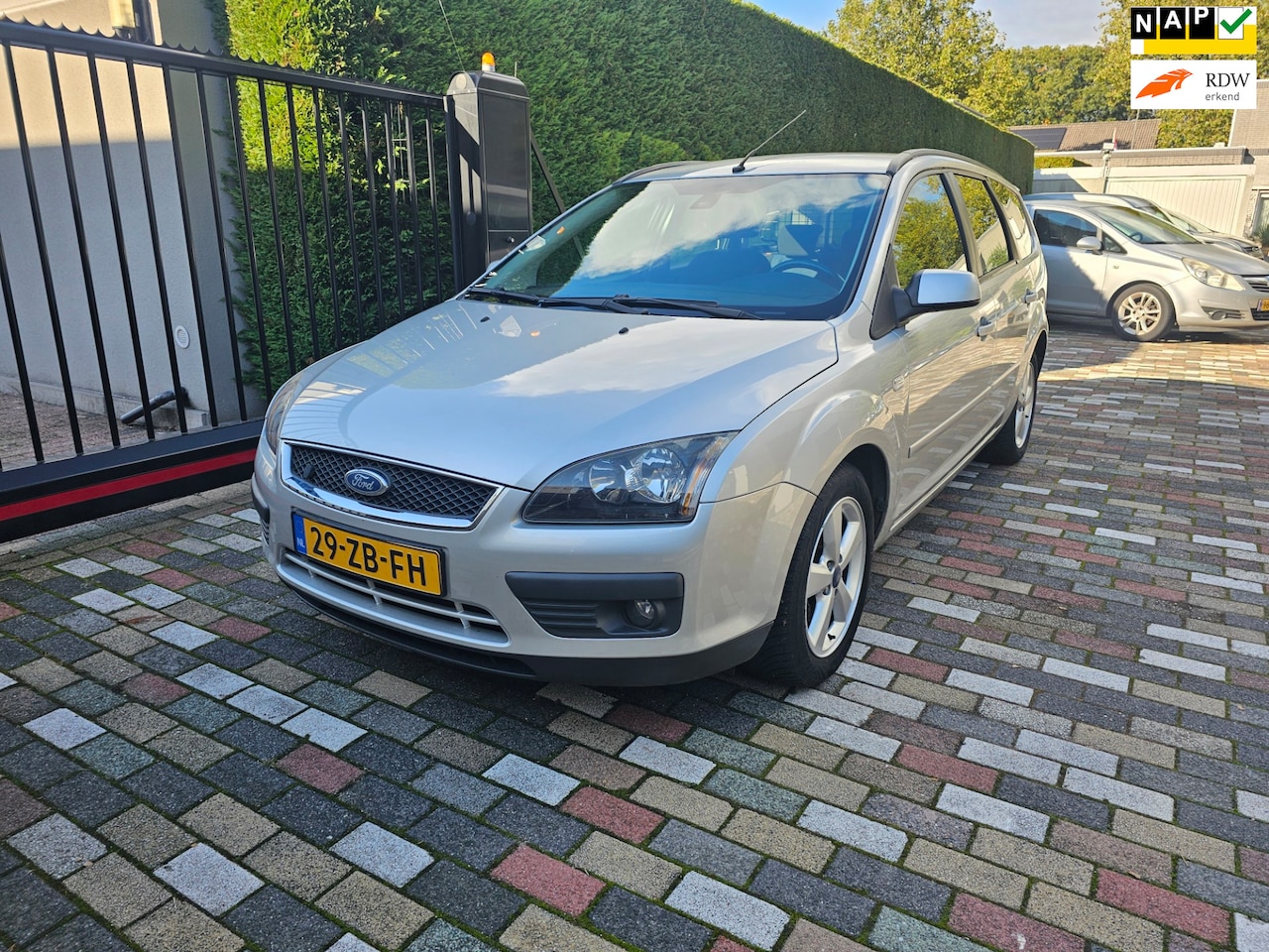 Ford Focus Wagon - 1.8-16V Ambiente Flexifuel 2007 Cruise Airco - AutoWereld.nl