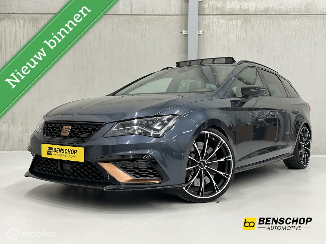 Seat Leon ST - 2.0 TSI 4DRIVE CUPRA R|ABT|Pano Carbon Navi ACC LED Carplay 20 inch Alcantara - AutoWereld.nl