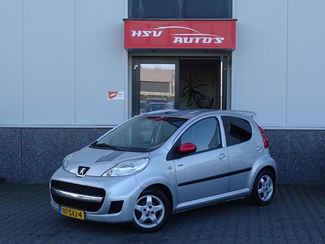 Peugeot 107 - 1.0-12V Sportium airco 4-deurs - AutoWereld.nl