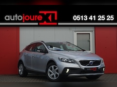 Volvo V40 Cross Country - 1.6 T4 Kinetic | Navigatie | Camera | Trekhaak | Origineel NL |