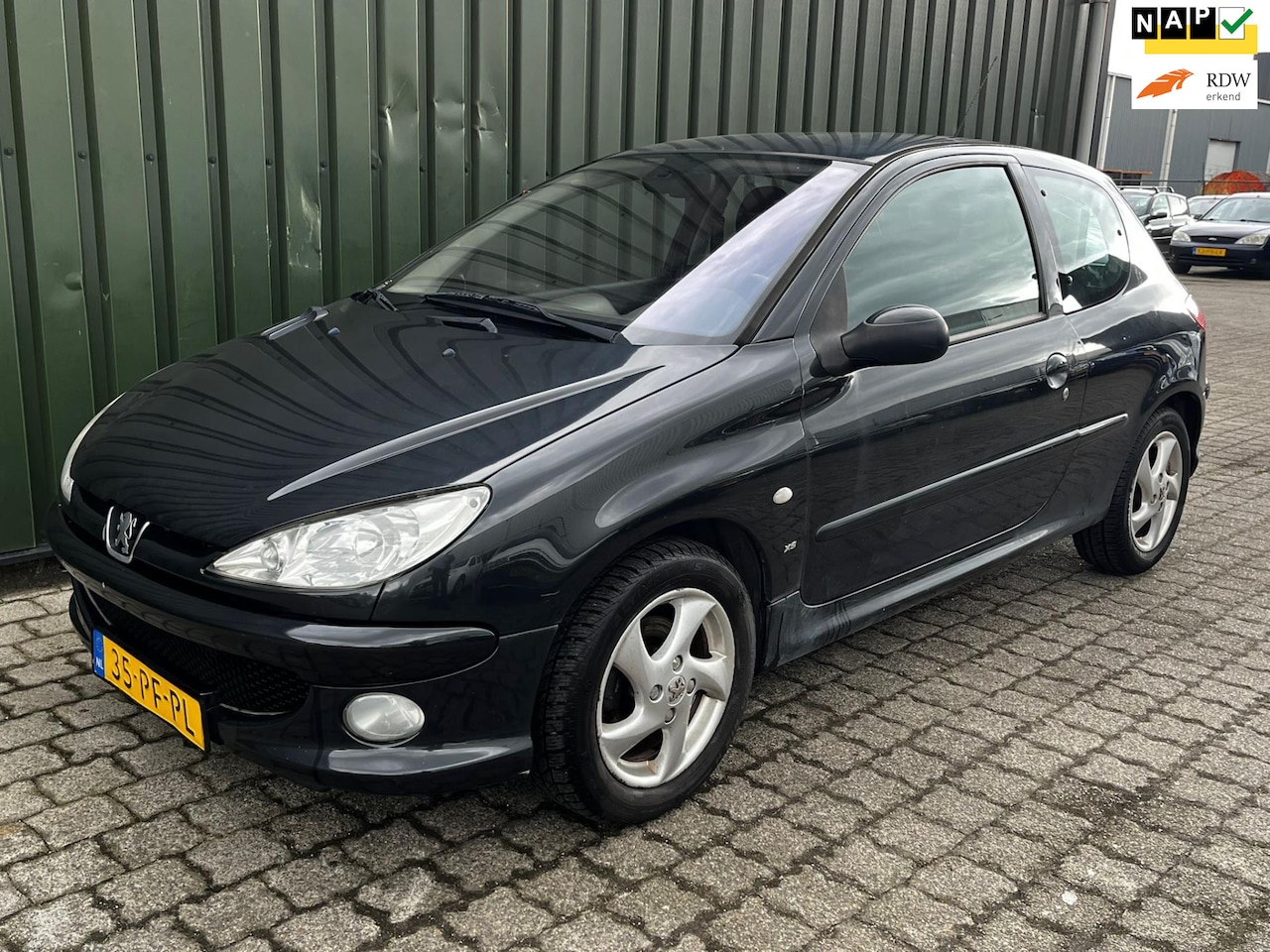 Peugeot 206 - 1.4-16V XS Pack 1.4-16V XS Pack - AutoWereld.nl