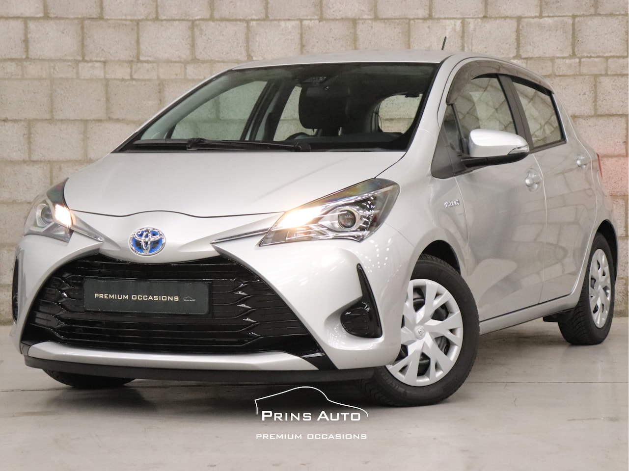 Toyota Yaris - 1.5 Hybrid Active |DEALER ONDERHOUDEN|NAP| - AutoWereld.nl