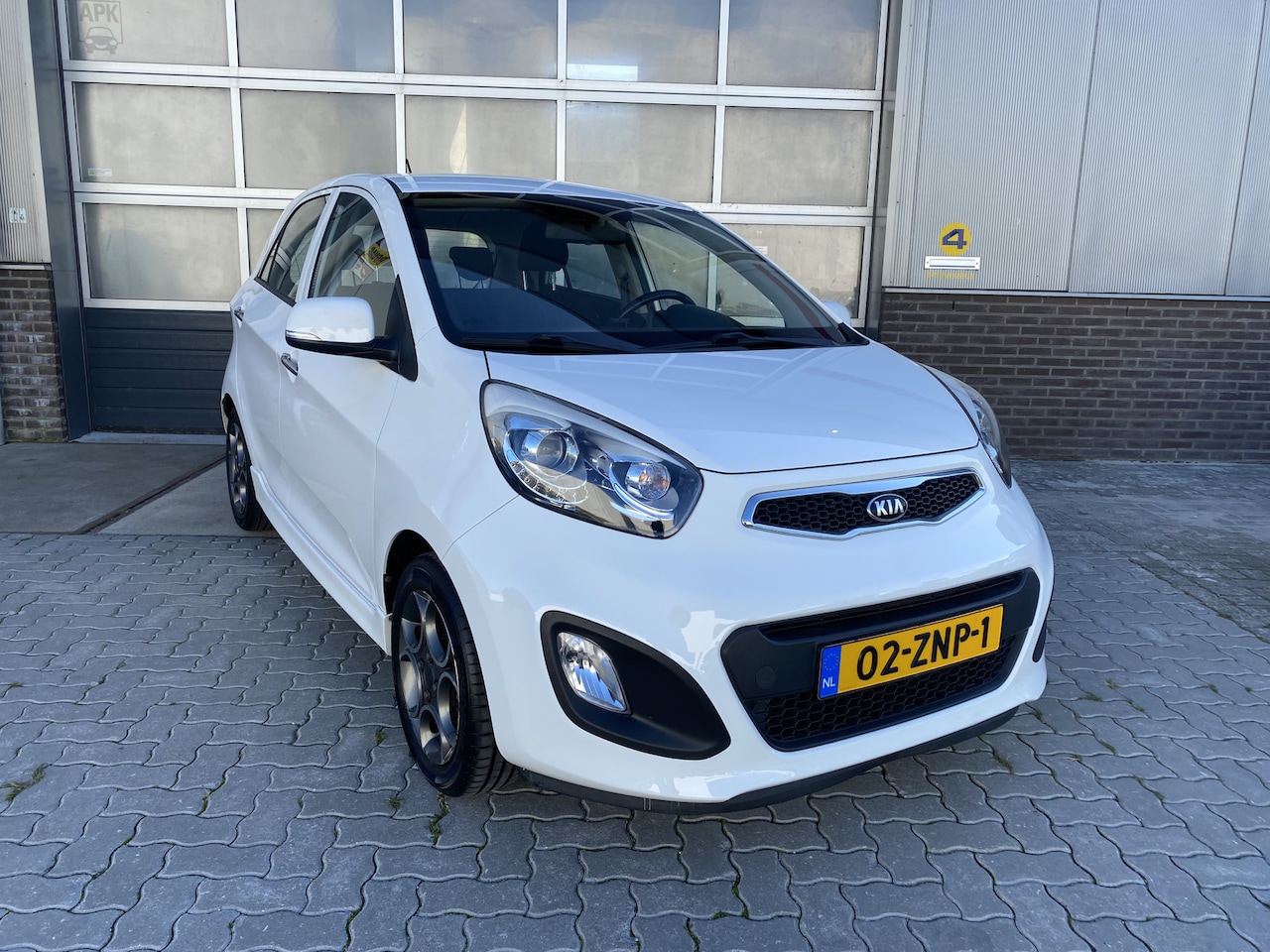 Kia Picanto - 1.0 CVVT Design Edition 1.0 CVVT Design Edition - AutoWereld.nl