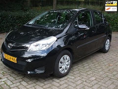 Toyota Yaris - 1.3 VVT-i Now airco zwart 5 drs nw Type nwe APK 174 dkm NAP