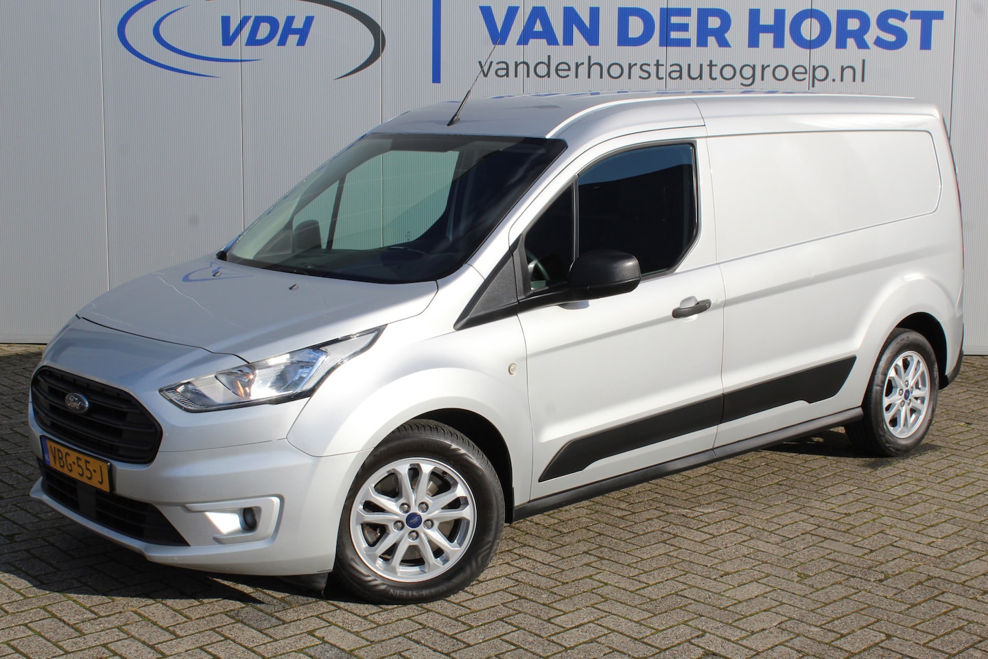 Ford Transit Connect - 1.5-100pk EcoBlue L2. Erg nette Ford Transit Connect L2 / verlengde uitvoering. Airco, tel - AutoWereld.nl