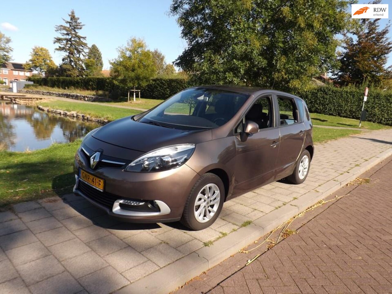 Renault Scénic - 1.2 TCe Expression 1.2 TCe Expression - AutoWereld.nl