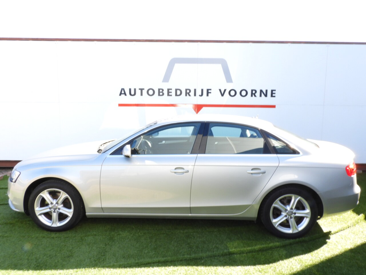 Audi A4 Limousine - 1.8 TFSI 170pk multitronic Business Edition - AutoWereld.nl