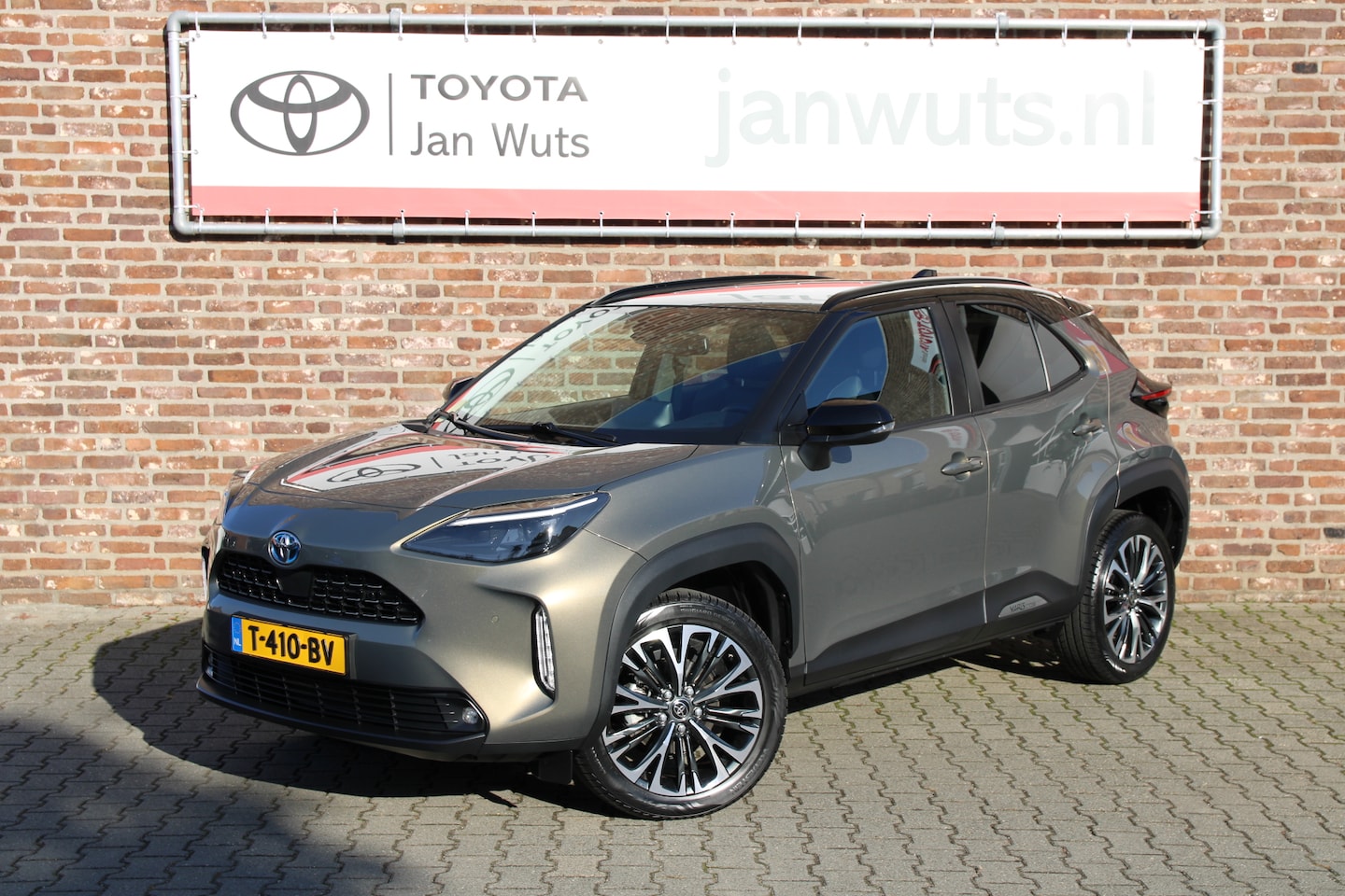 Toyota Yaris Cross - 1.5 Hybrid Executive Bi-Tone + panorama + HUD - AutoWereld.nl