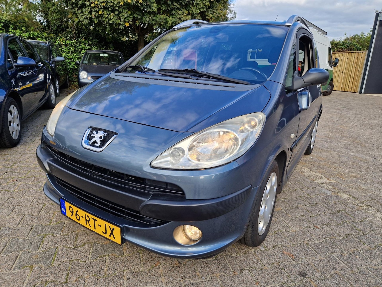 Peugeot 1007 - 1.6-16V Gentry/AUTOMAAT/AIRCO - AutoWereld.nl