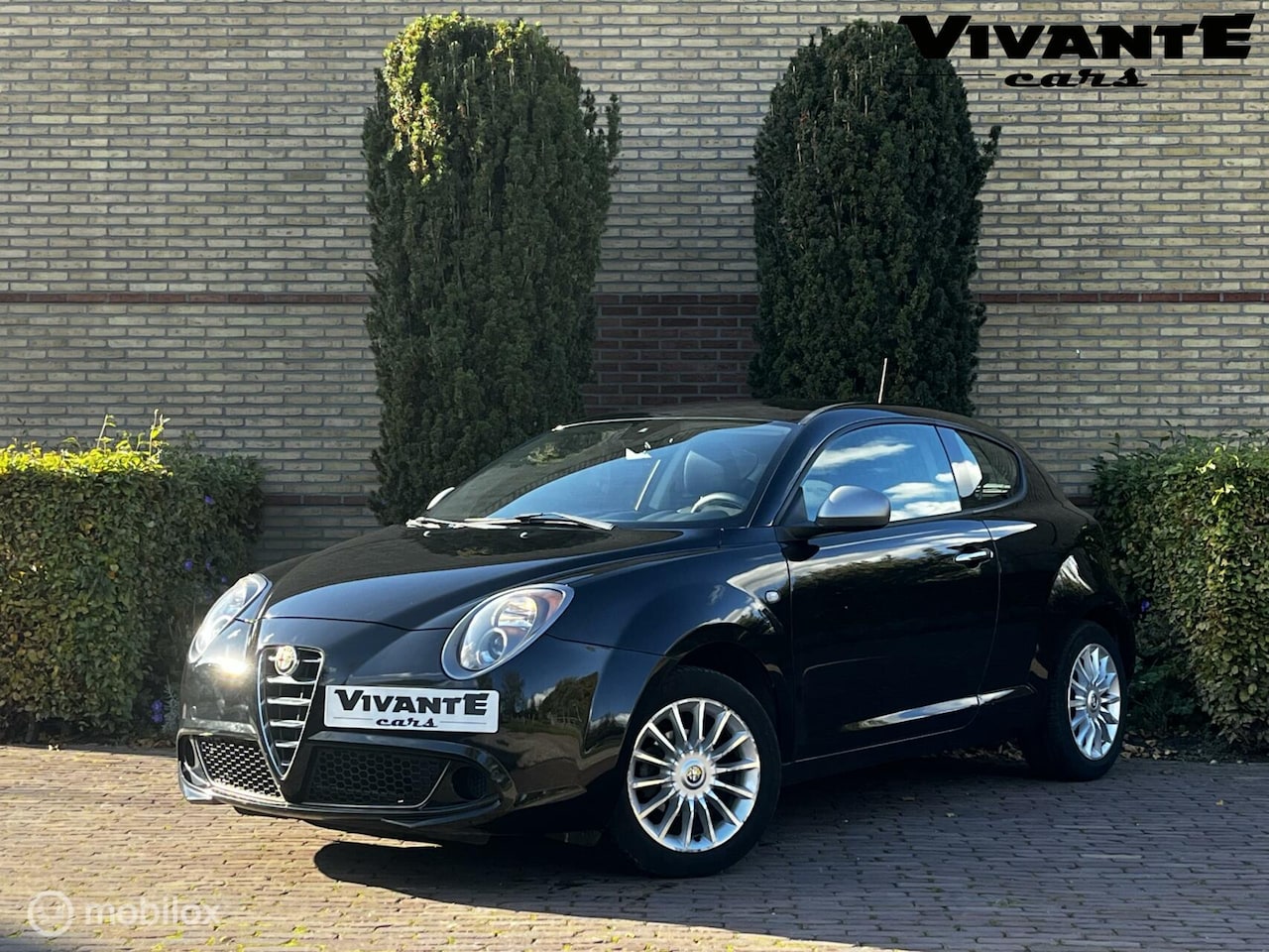 Alfa Romeo MiTo - 1.4 Impression Airco | Bluetooth | LMV - AutoWereld.nl