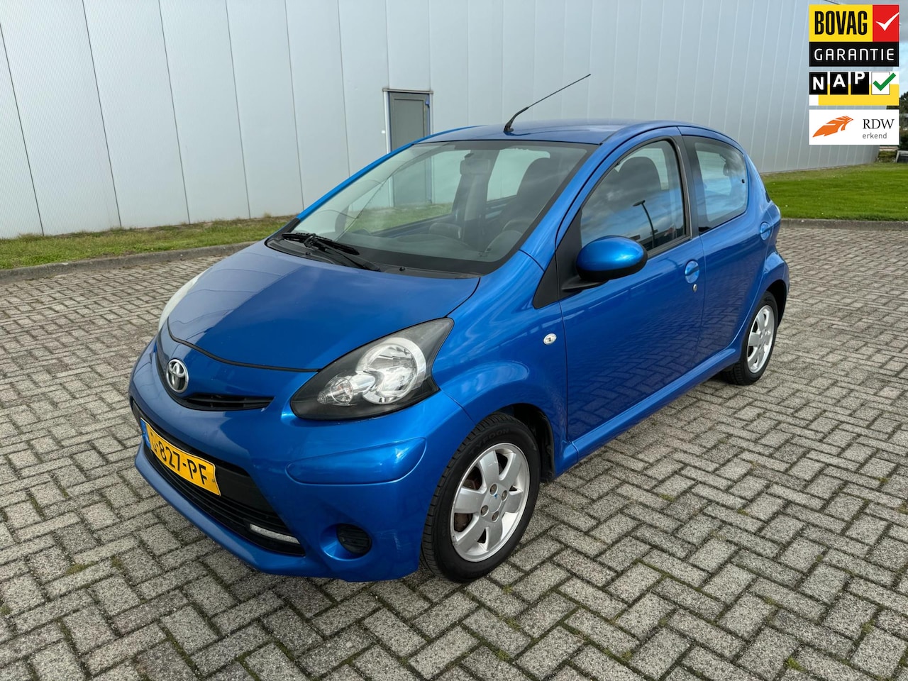 Toyota Aygo - 1.0 VVT-i Comfort 1.0 VVT-i Comfort, navigatie - AutoWereld.nl