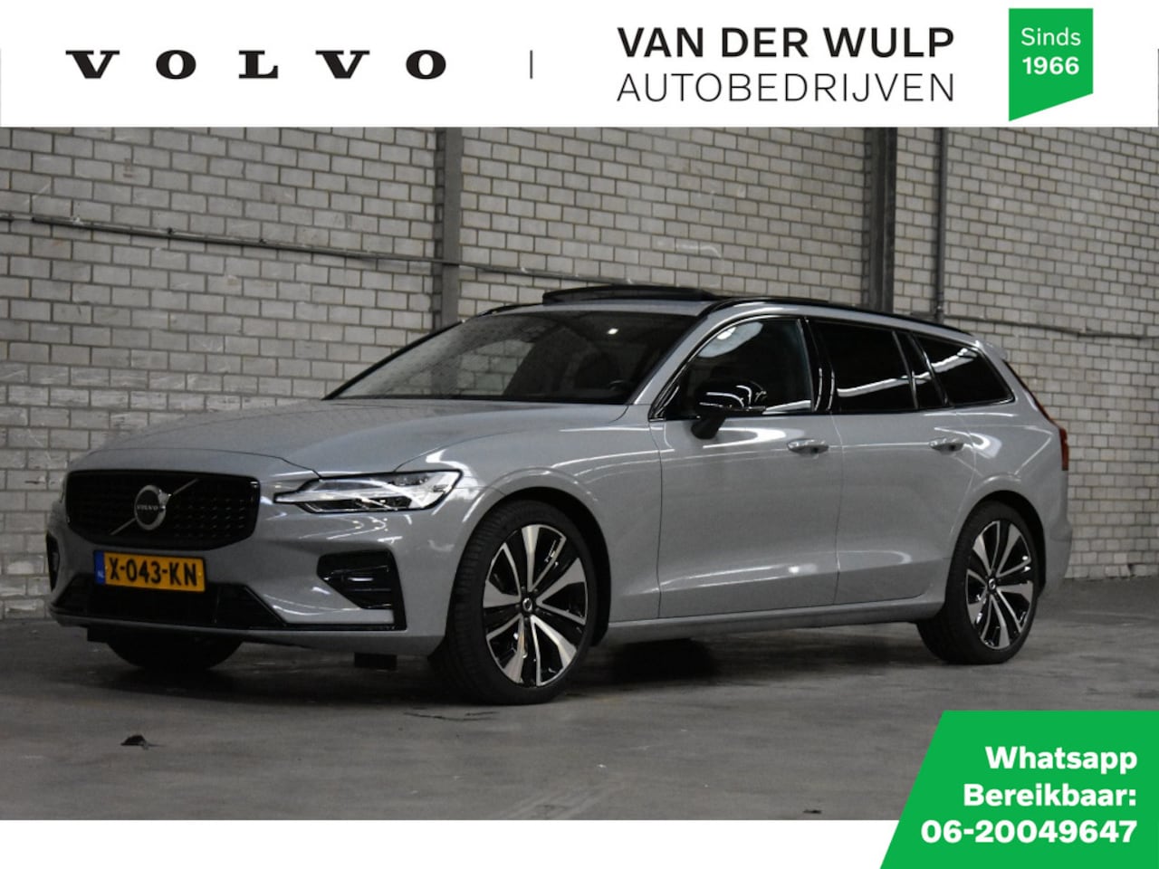 Volvo V60 - B3 163pk Plus Dark | Schuifdak | 19'' | Leder | Getint glas - AutoWereld.nl