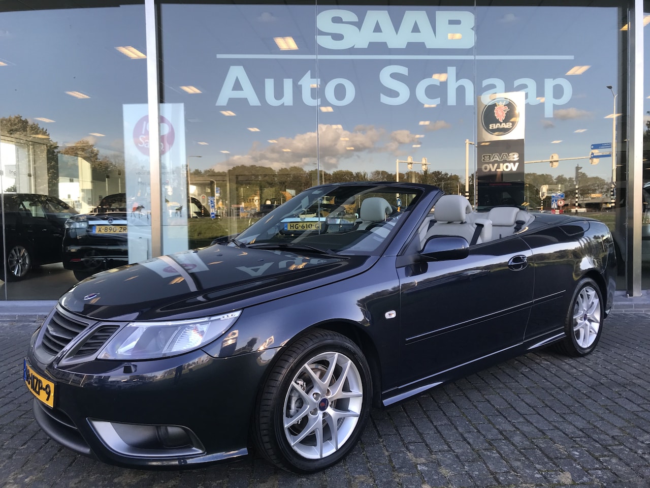 Saab 9-3 Cabrio - 1.8t Vector TX Automaat | Rijklaar incl 12 mnd Bovag | Meesturende xenon Carbon Navigatie - AutoWereld.nl