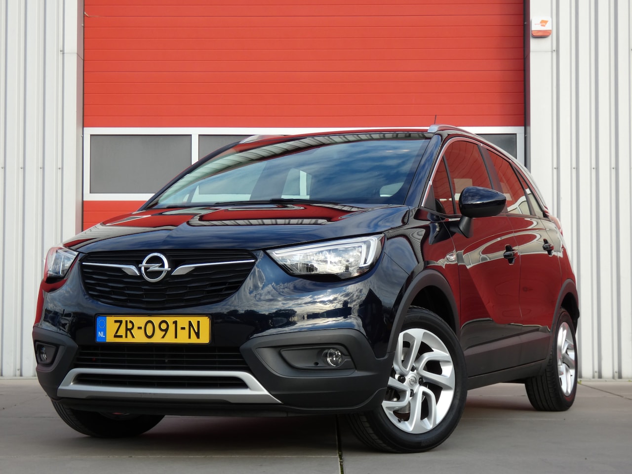 Opel Crossland X - 1.2 Turbo Innovation/ lage km/ zeer mooi! - AutoWereld.nl