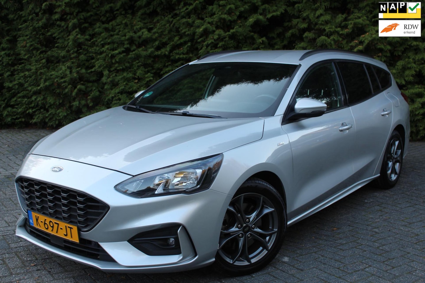 Ford Focus Wagon - 1.0 EcoBoost Hybrid ST Line Business 125PK | Climate Control | Achteruitrijcamera | Cruise - AutoWereld.nl