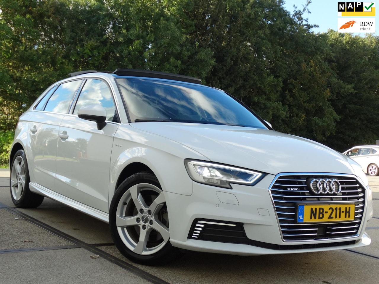 Audi A3 Sportback - 1.4 e-tron Lease Edition - PANORAMADAK - VIRTUAL DASHBORD - STOEL VERW - LANE ASSIST !! - AutoWereld.nl