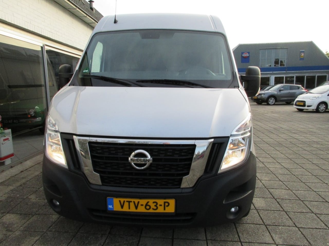 Nissan Interstar - 2.3 dci 180pk Automaat L3H2 N-connecta - AutoWereld.nl