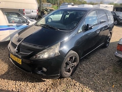 Mitsubishi Grandis - 2.4-16V Intense