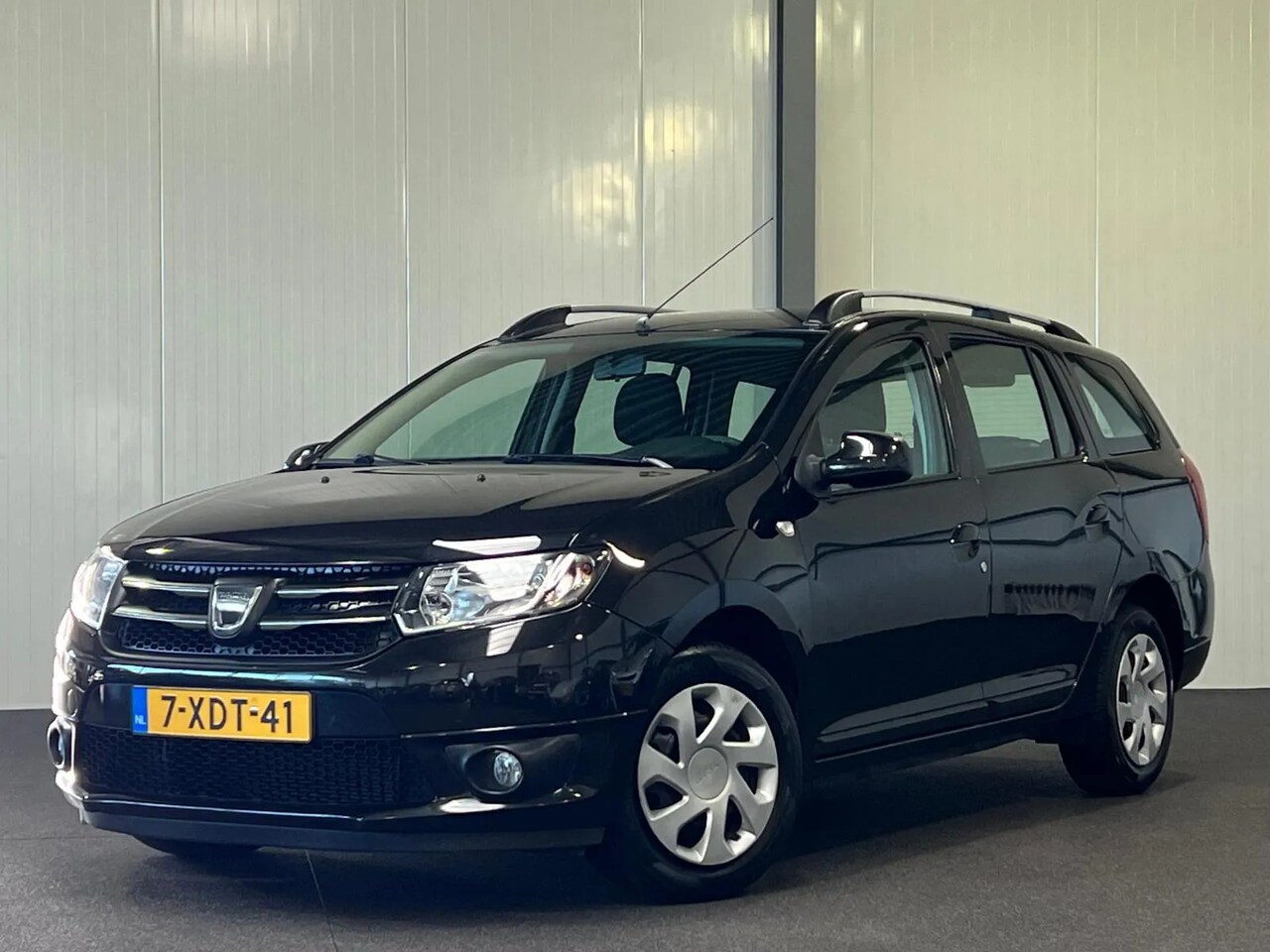 Dacia Logan MCV - NAP airco cruise ] 0.9 TCe Lauréate - AutoWereld.nl