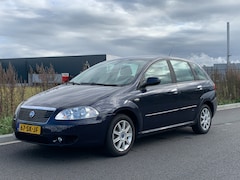 Fiat Croma - 2.2-16V Active Clima, LMV, APK 07-25