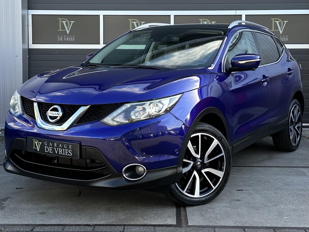 Nissan Qashqai - 1.2 Tekna Panoramadak Leder Camera Garantie - AutoWereld.nl