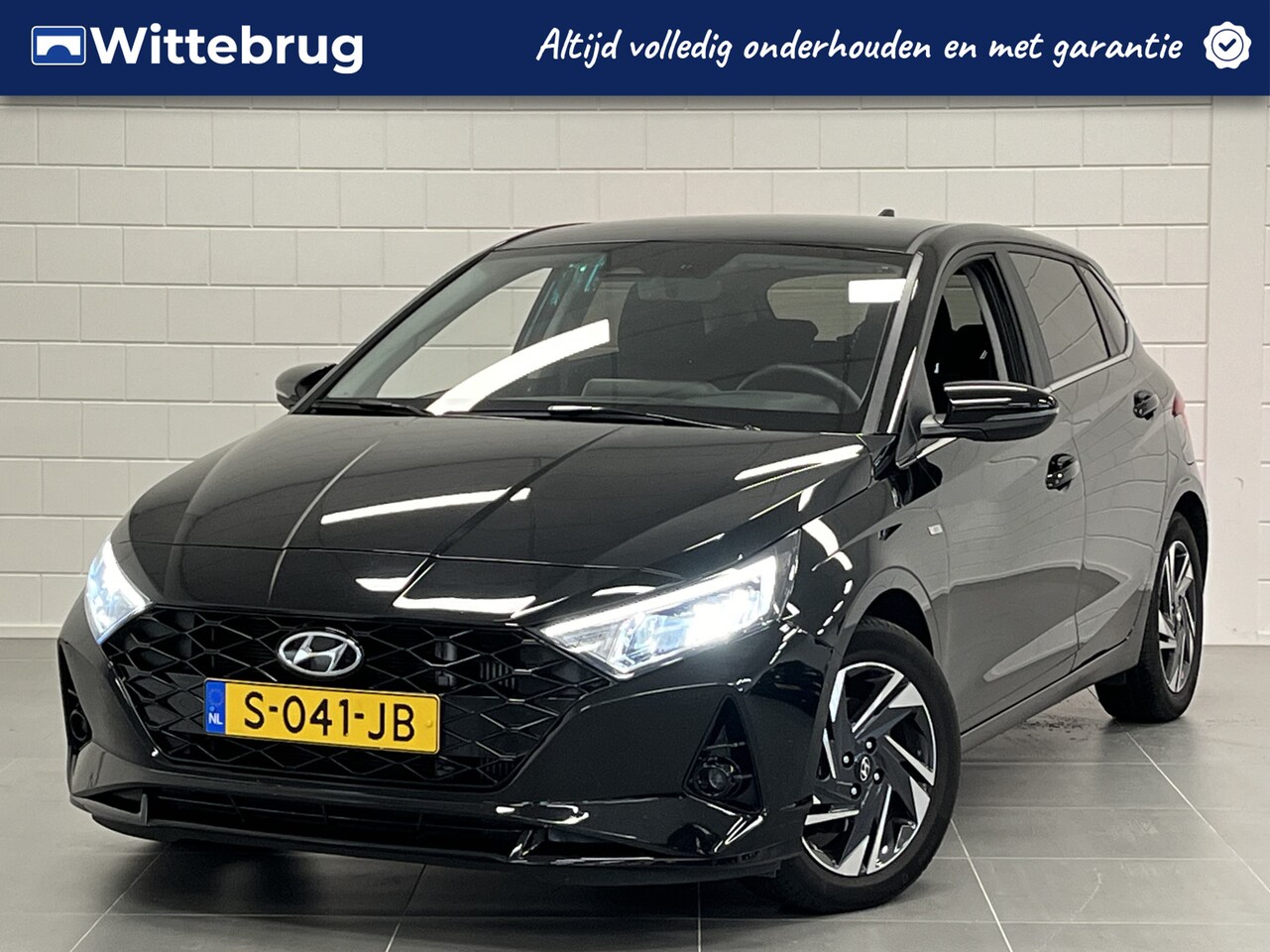 Hyundai i20 - 1.0 T-GDI Premium FULL LED | NAVIGATIE | BOSE AUDIO | ZEER COMPLETE AUTO! - AutoWereld.nl