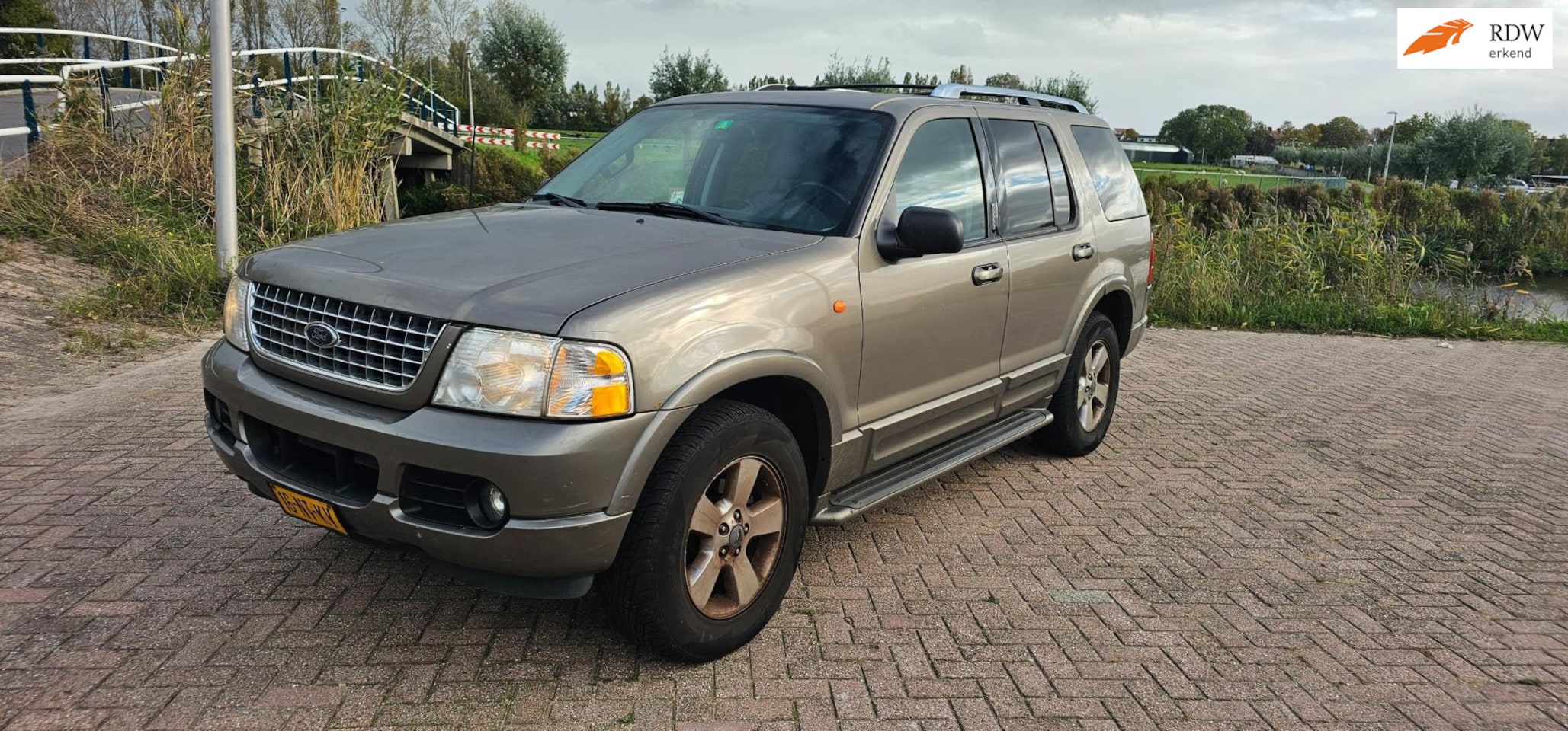 Ford Explorer - USA 4.6-V8 Limited - AutoWereld.nl