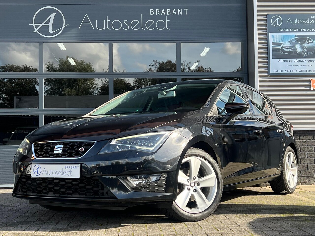 Seat Leon - 1.4 TSI FR Cruise LED PDC Navi - AutoWereld.nl