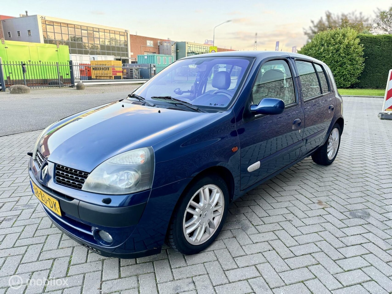 Renault Clio - 1.6 - AUTOMAAT - DISTRIBUTIE VV - APK 05/2025 - AutoWereld.nl