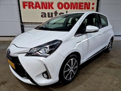 Toyota Yaris - 1.5 Hybrid Design Sport + Climate control|Cruise|Bluetooth|Camera|15"LMV|Rijklaarprijs