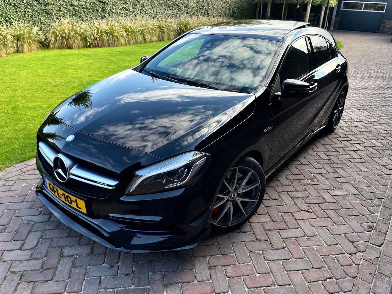 Mercedes-Benz A-klasse - AMG 45 4MATIC Panoramadak Carplay Harman Kardon - AutoWereld.nl