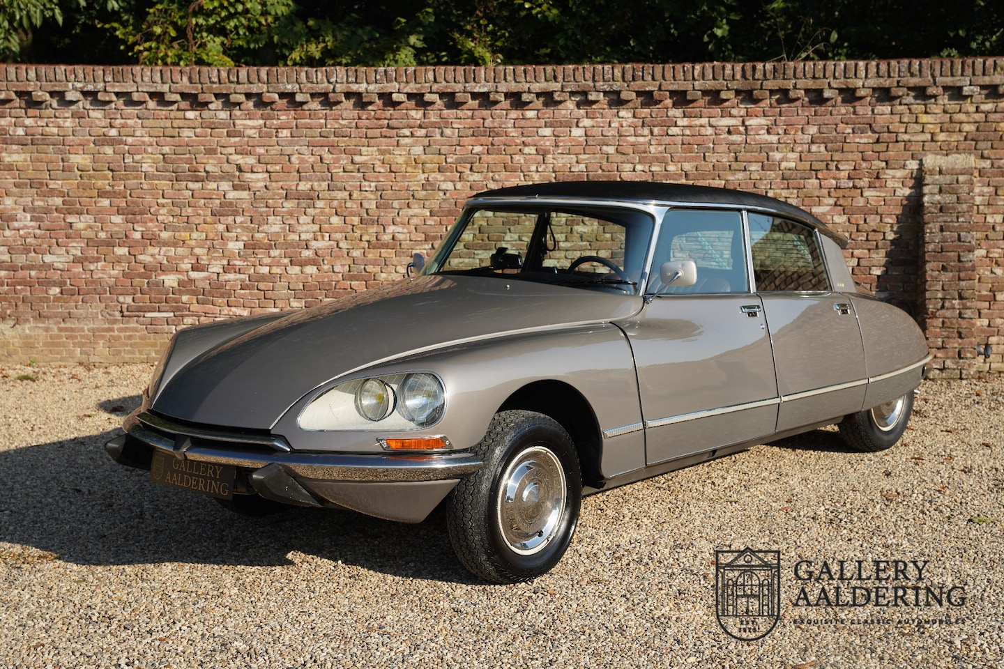 Citroën DS - DS23 Pallas Restored and mechanically rebuilt condition, Very good quality example, Colour - AutoWereld.nl