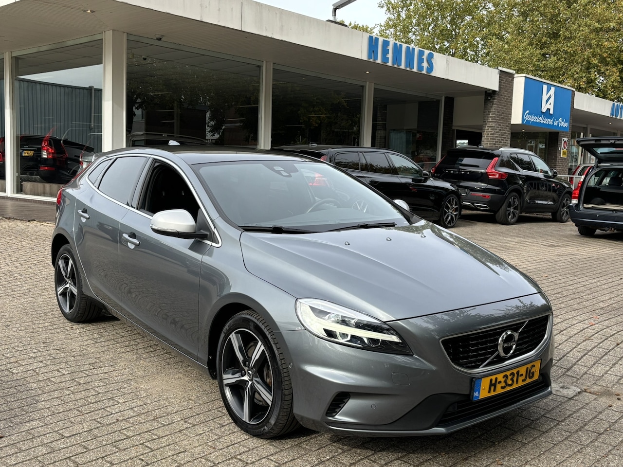 Volvo V40 - 1.5 T3 Polar+ Sport Panorama Harman Kardon Keyless - AutoWereld.nl