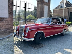 Mercedes-Benz 220 - Cabriolet