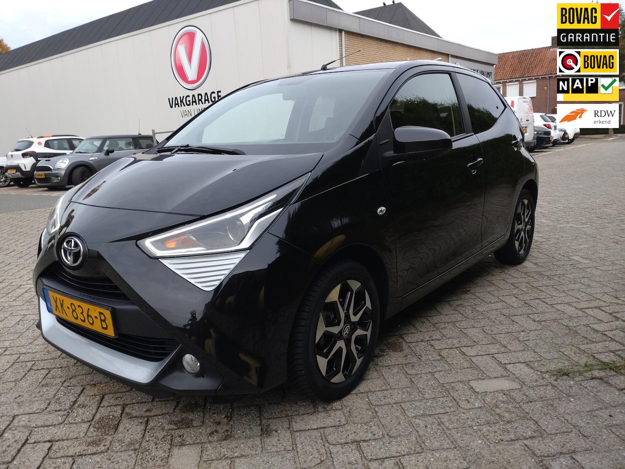 Toyota Aygo - 1.0 VVT-i x-joy 1.0 VVT-i x-joy - AutoWereld.nl