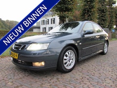 Saab 9-3 Sport Sedan - 1.8t Linear Automaat Ecc Cruisecontrol Leer Stoelverwarming Pdc Xenon Lm Velgen Trekhaak *