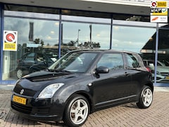 Suzuki Swift - 1.5 Comfort Airco 16" LM-Velgen Audio met USB en Bluetooth Elek.Pakket NAP NL-Auto Zeer Ne