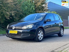 Volkswagen Golf - 1.4 Easyline Navigatie*Stoelverwarming*Airco*LM velgen*APK